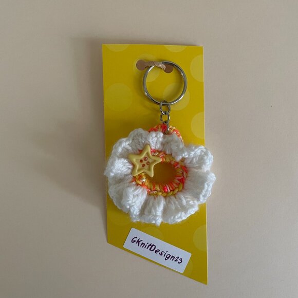 Keychain Charm, Crochet Gifts, Floral Keychain, Handmade Backpack Charm - Picture 7 of 7